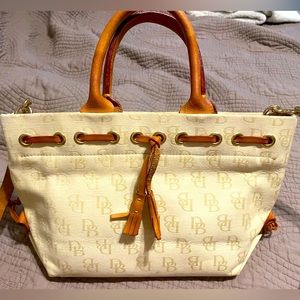 Dooney and bourke logo sachtel canvas tote cream colored